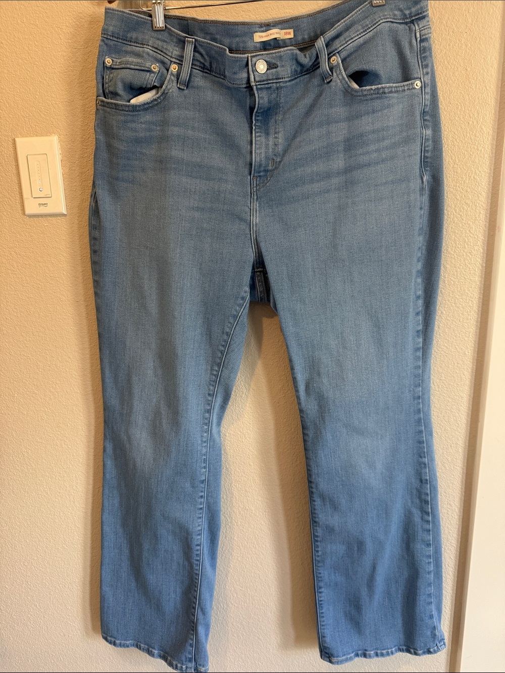 Levi's Women's Light Wash Bootcut Jeans